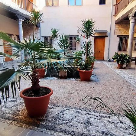 Abadia Suites Grenada Zewnętrze zdjęcie